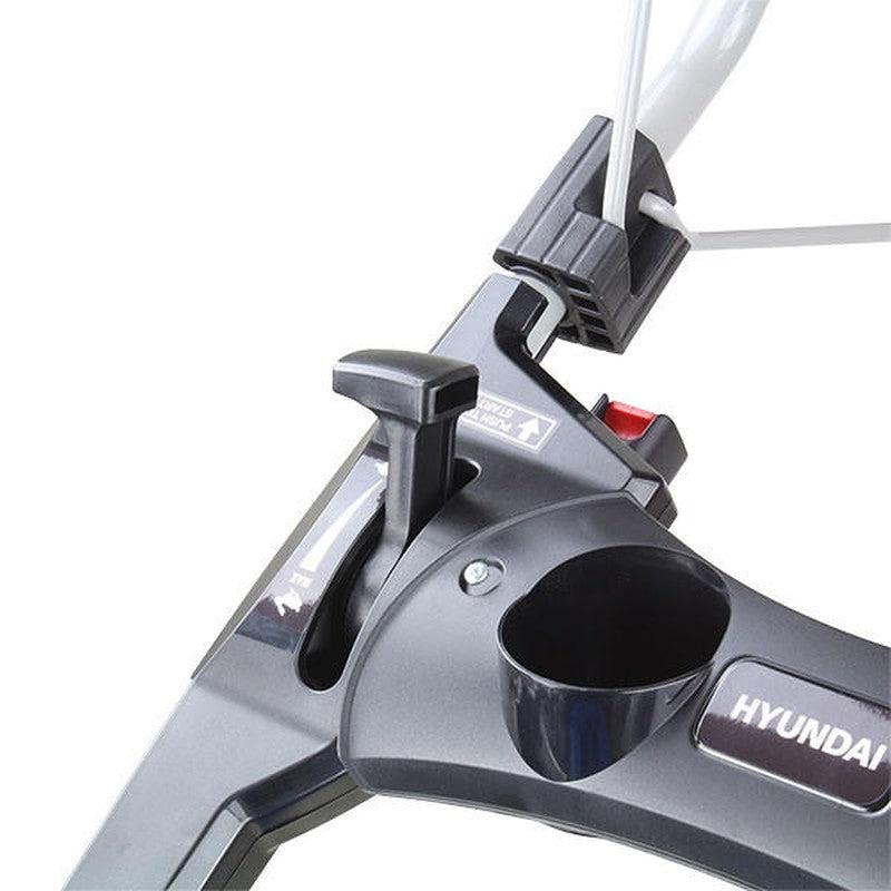 Hyundai HYM530SPER Petrol Roller Lawn Mower Self Propelled Electric Start / 21" / 53cm / 196cc / 70L