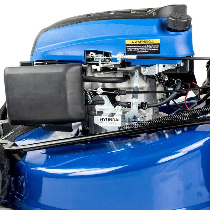 Hyundai HYM560SPE Petrol Lawn Mower Mulcher Electric Start Self Propelled / 22'' / 56cm / 196cc