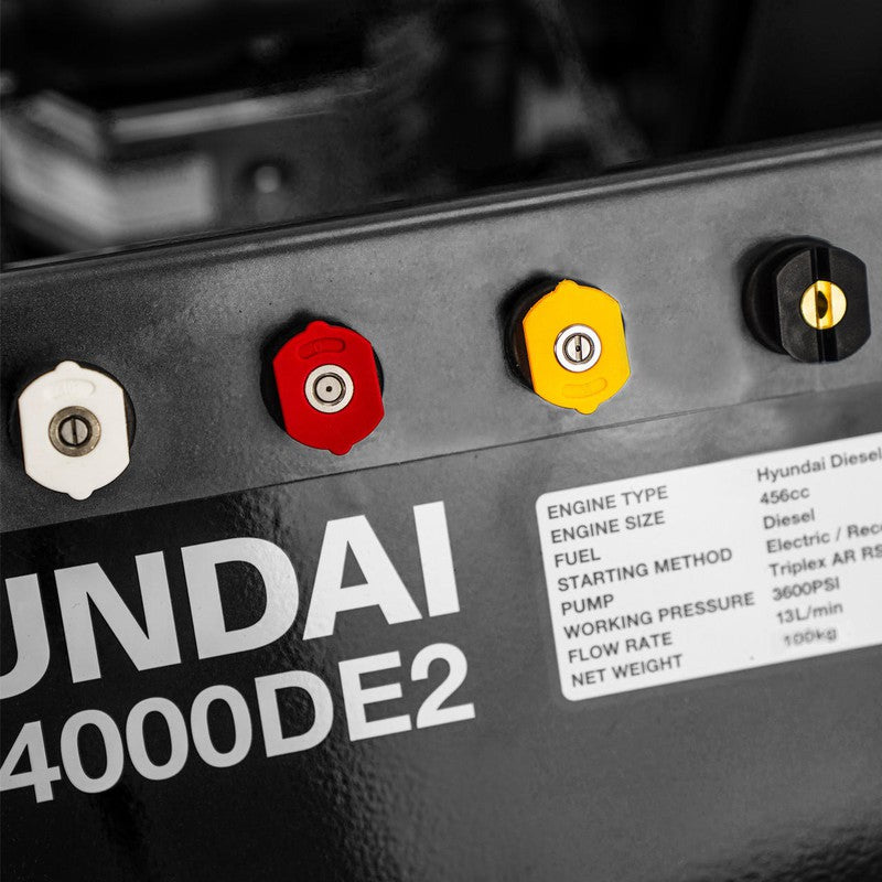 Hyundai HYW4000DE2 Diesel Pressure Washer / 4000psi / 275 bar / 13L/min / 10m Hose