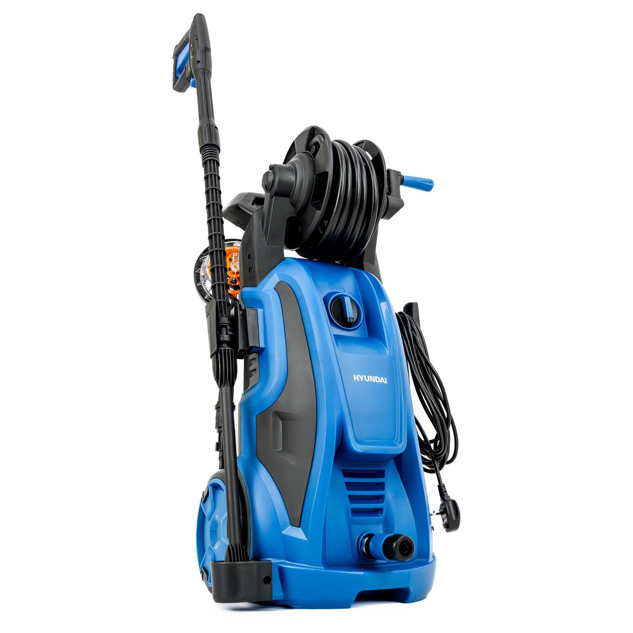 Hyundai HYW2400E Electric Pressure Washer / 2610psi / 180Bar / 2400W / High-Performance Jet Wash with Hose & Attachments